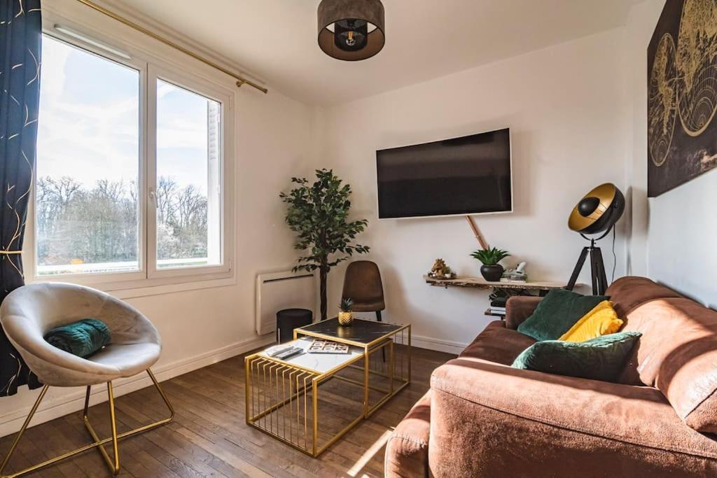 La "Taniere" Pour 6 Personnes Apartment Isles-sur-Suippe Ngoại thất bức ảnh