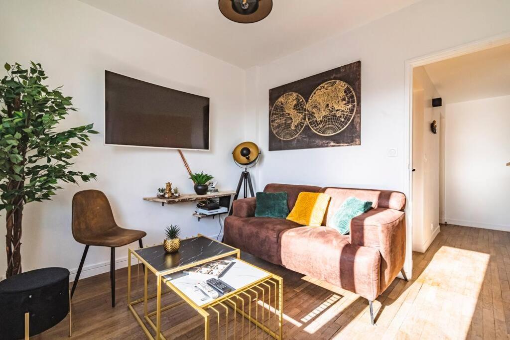 La "Taniere" Pour 6 Personnes Apartment Isles-sur-Suippe Ngoại thất bức ảnh