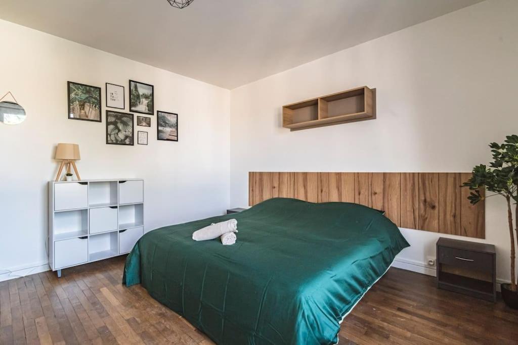 La "Taniere" Pour 6 Personnes Apartment Isles-sur-Suippe Ngoại thất bức ảnh